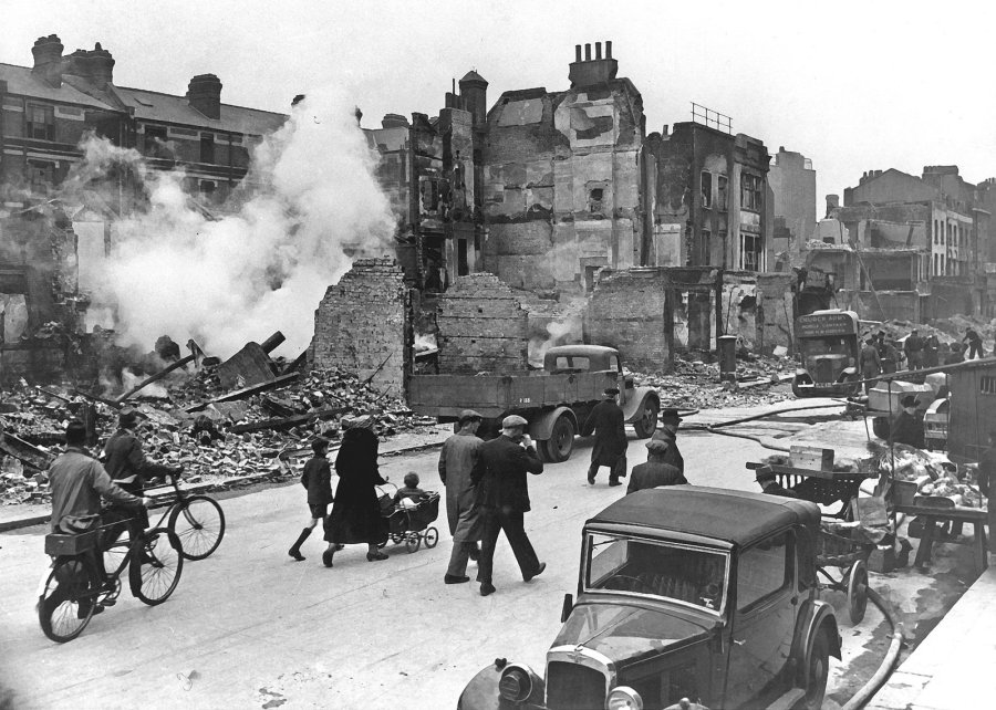 London, bombed buildings during WWII